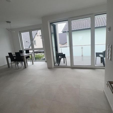 Schoene Neubauwohnung Mit Stil บีเลอเฟล์ด ภายนอก รูปภาพ
